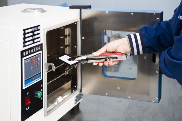 Self-adhesive label high temperature resistance testing-03